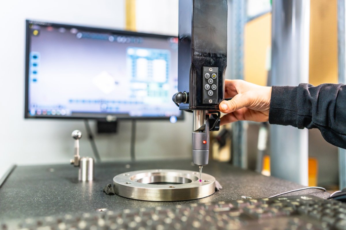 Inspection Techniques for Porosity and Cracks in Metal Castings